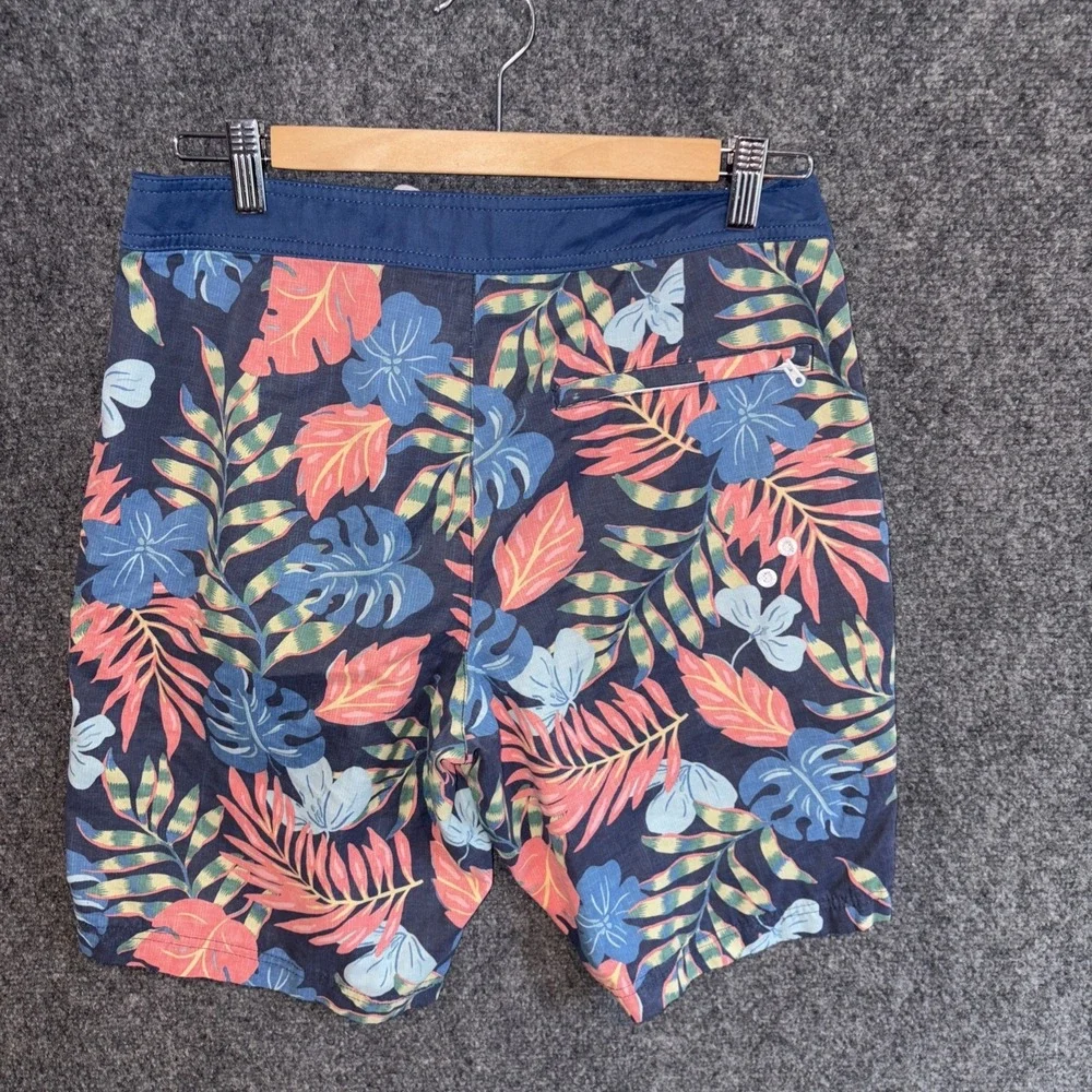 American Eagle Men Size S Blue Floral Polyester Blend Swim‎ Beach Board Shorts